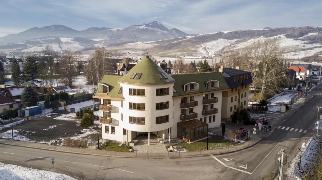 Apartman 26 Mymara Bešeňová Buitenkant foto